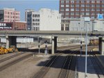 TSE 100, MILW 24 + UP 5354